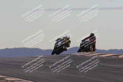 media/Sep-21-2025-Race Pace (Sun) [[98bf33ef95]]/Non Verified/1-Turns 9 and 10 (8am)/